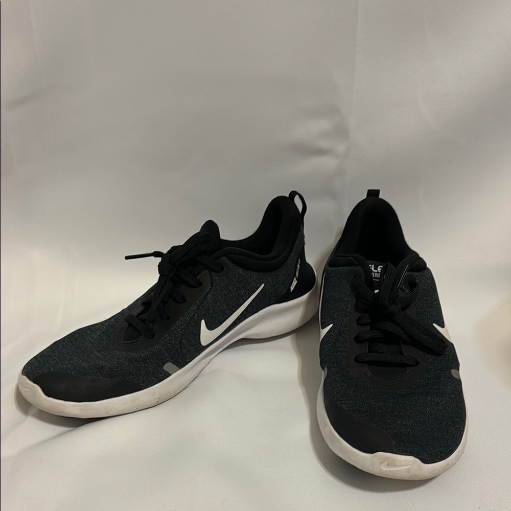 Nike Women’s Flex Experience 8 Shoes Black